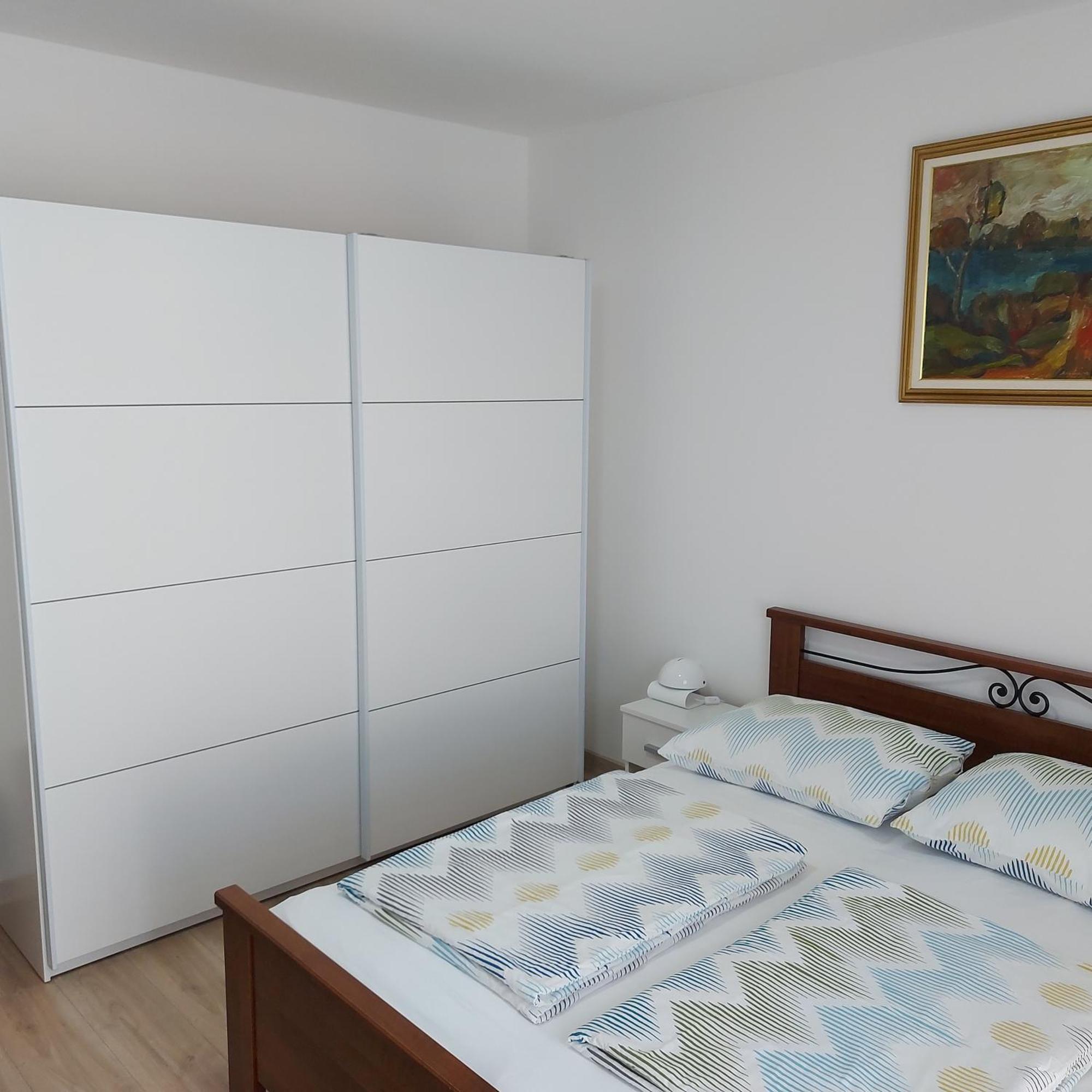 Apartmani Slavulj Fazana Exterior photo