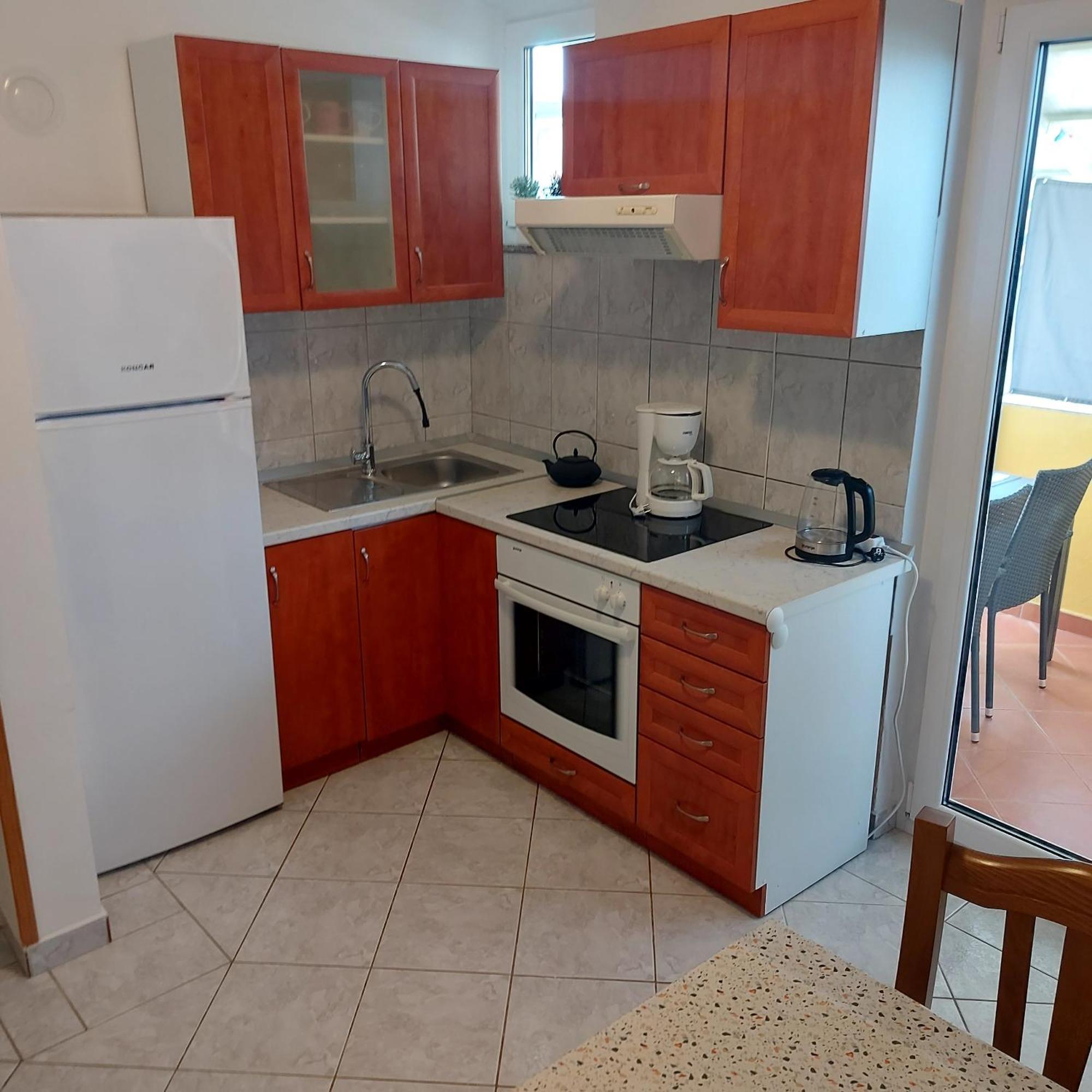 Apartmani Slavulj Fazana Exterior photo